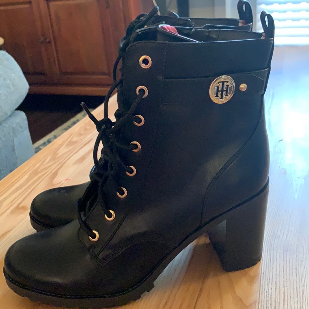 Tommy Hilfiger boots